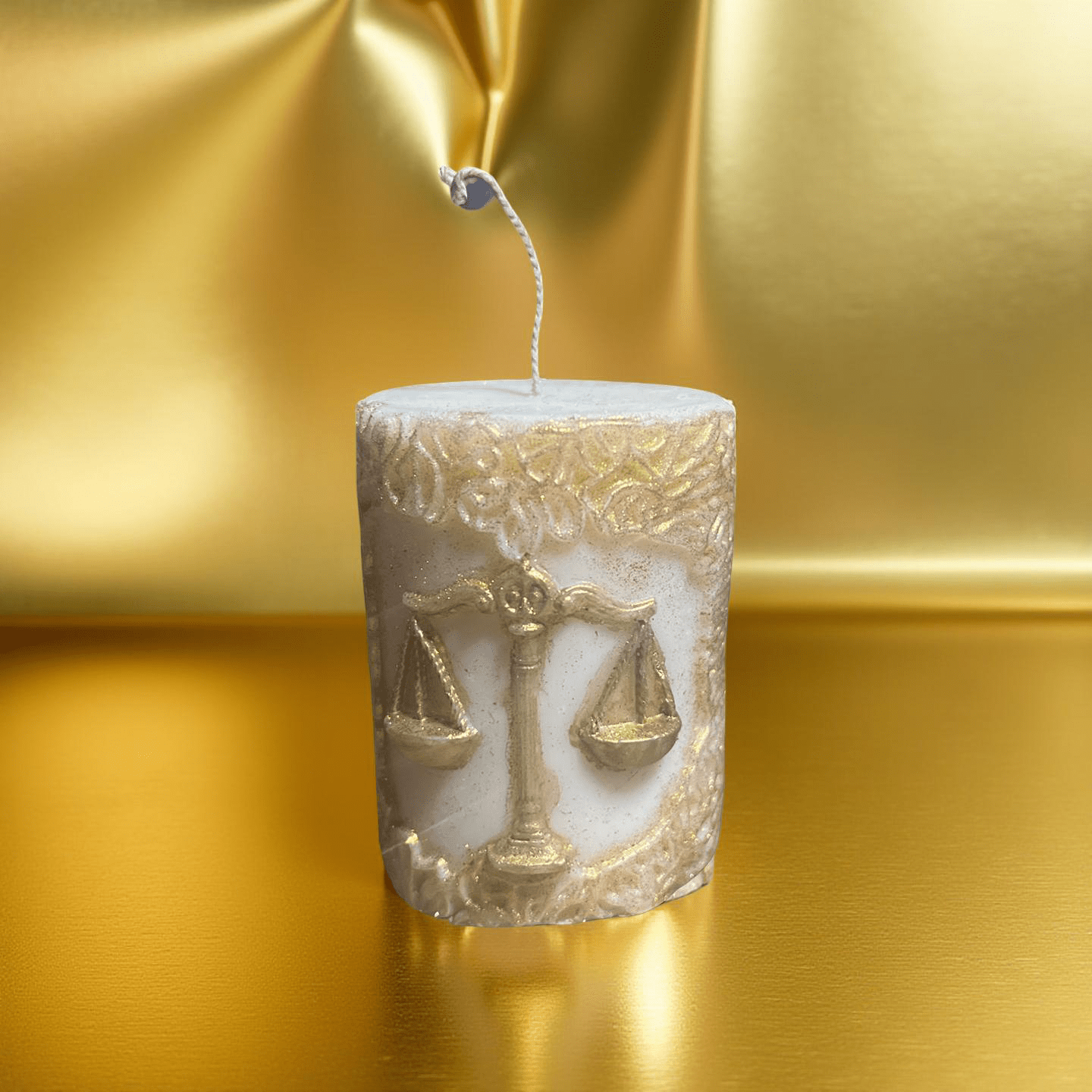 Balance Scale - Chatté Candles