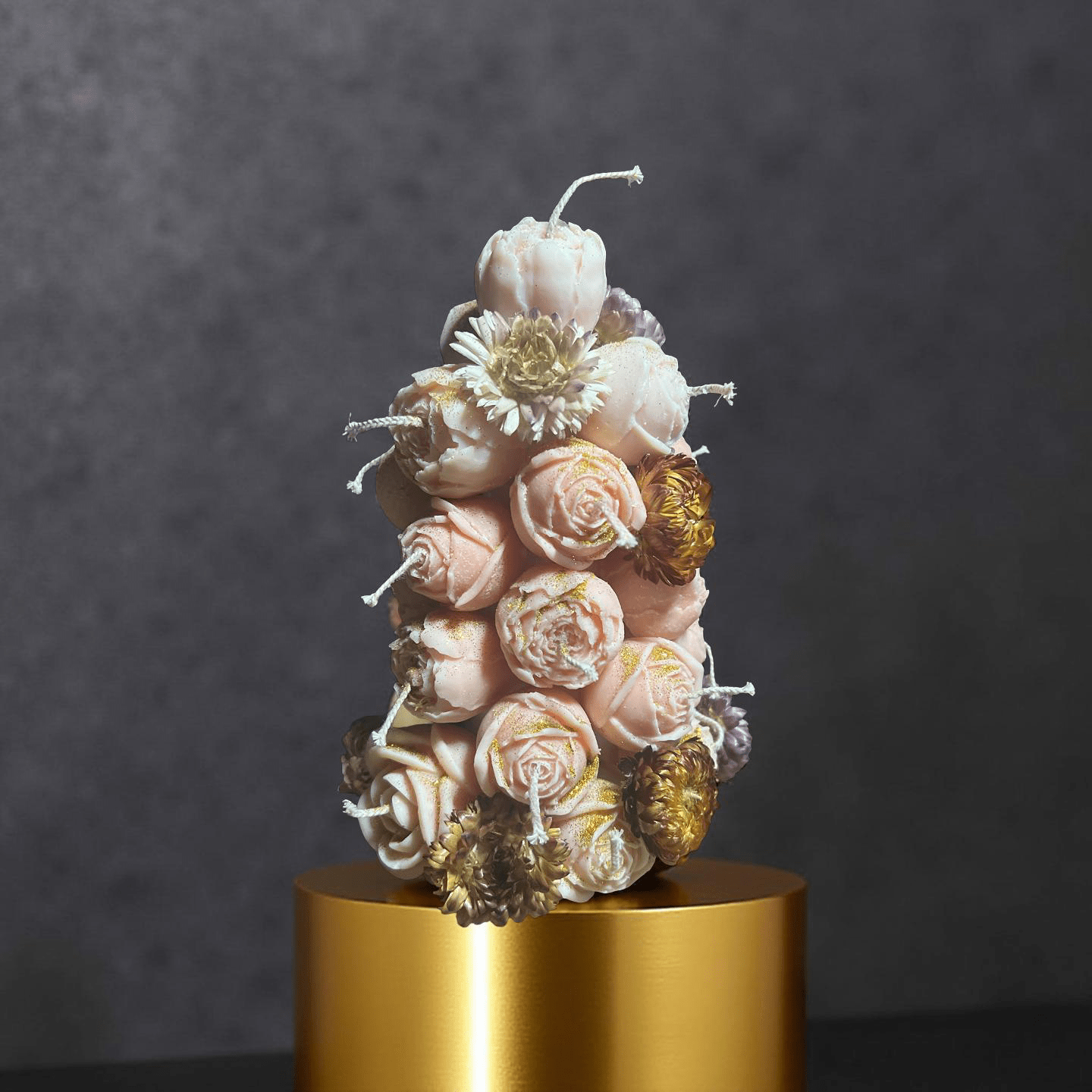 Pyramid Candle(marshmallow ) - Chatté Candles