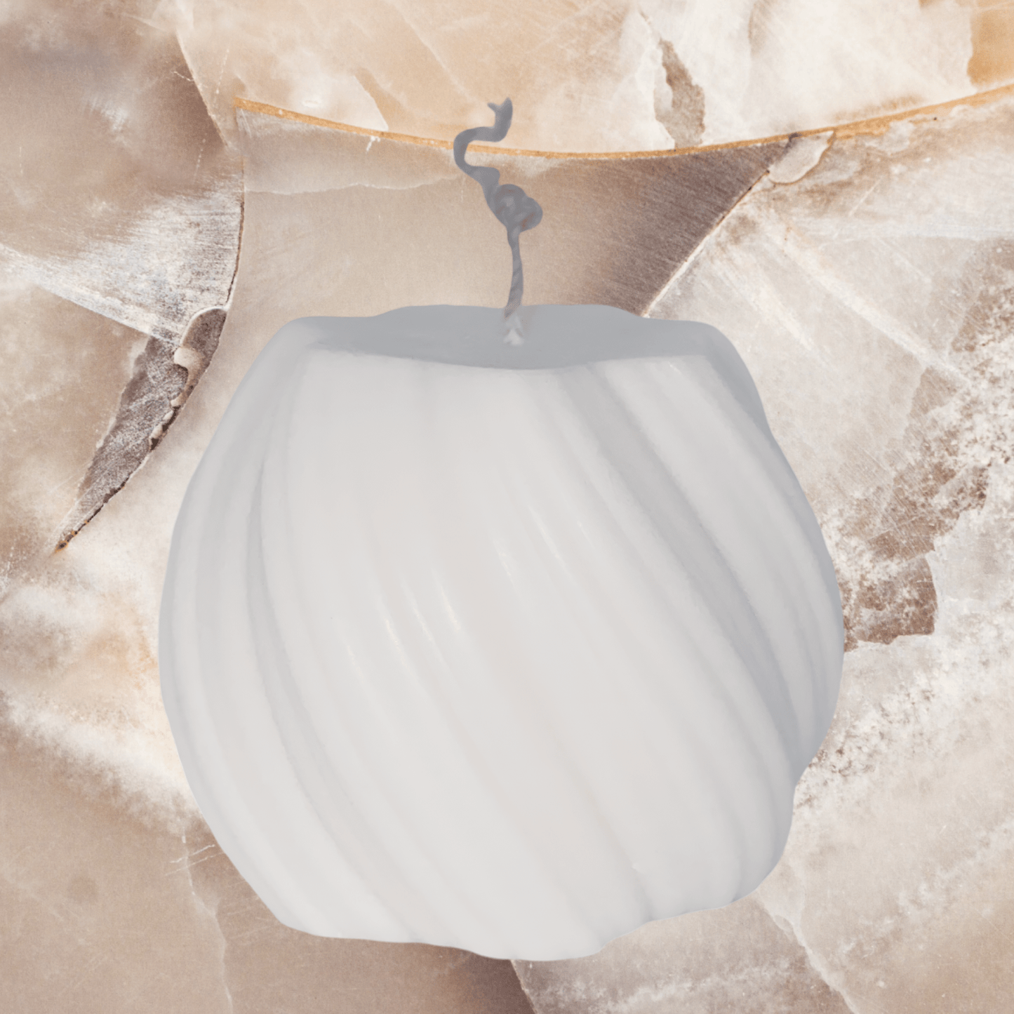 Swirl Candle (Apple Spice) - Chatté Candles