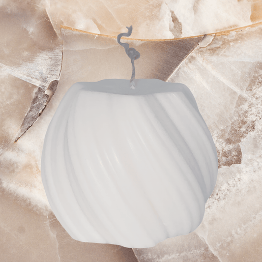 Swirl Candle (Apple Spice) - Chatté Candles